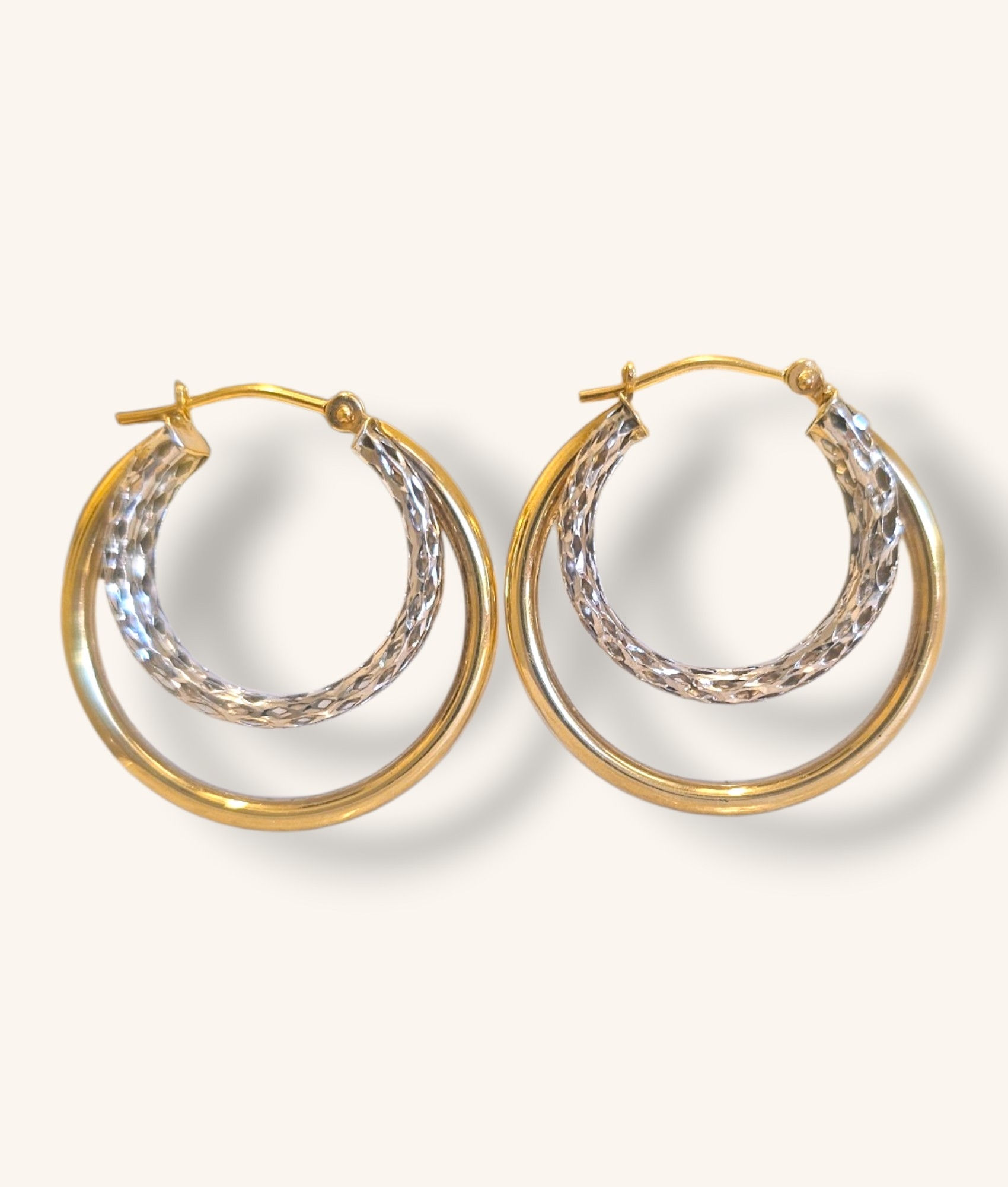 10K GOLD TWO-TONE TRIPLE HOOP EARRINGS - 01358J