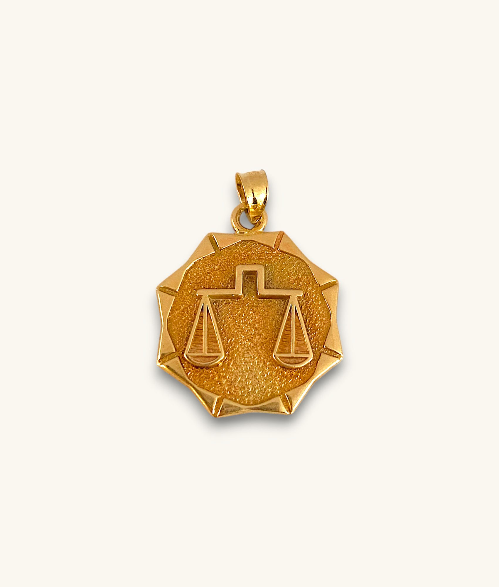10K VINTAGE REMBRANDT SCALES OF JUSTICE CHARM PENDANT - PD10K525-H