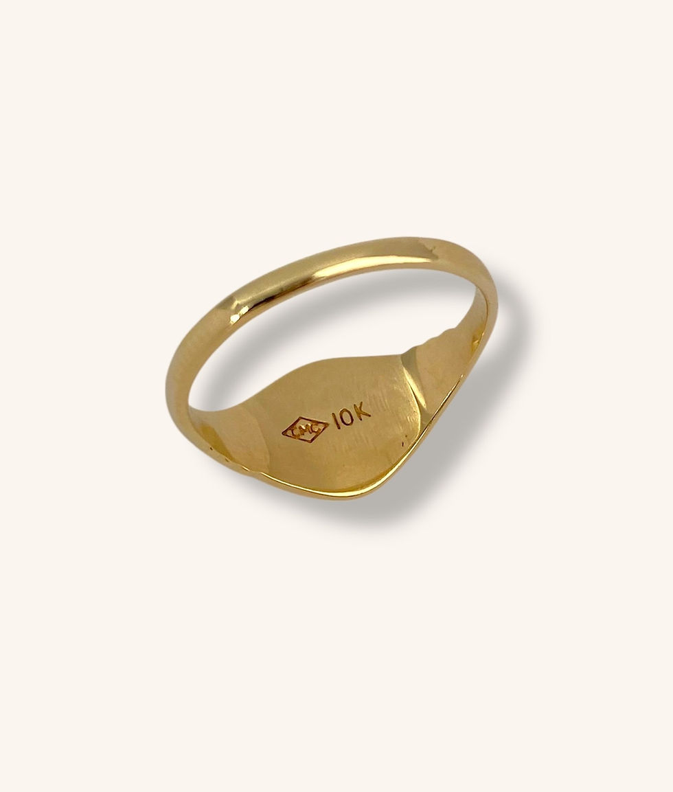 Thumbnail: 10K YELLOW GOLD SIGNET RING - SZ 3.25 - H