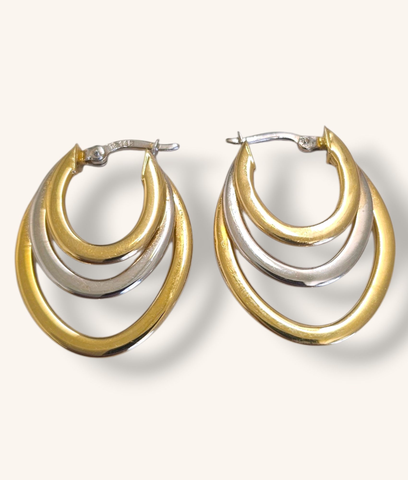 14K TWO-TONE TRIPLE HOOP EARRINGS - 01233J