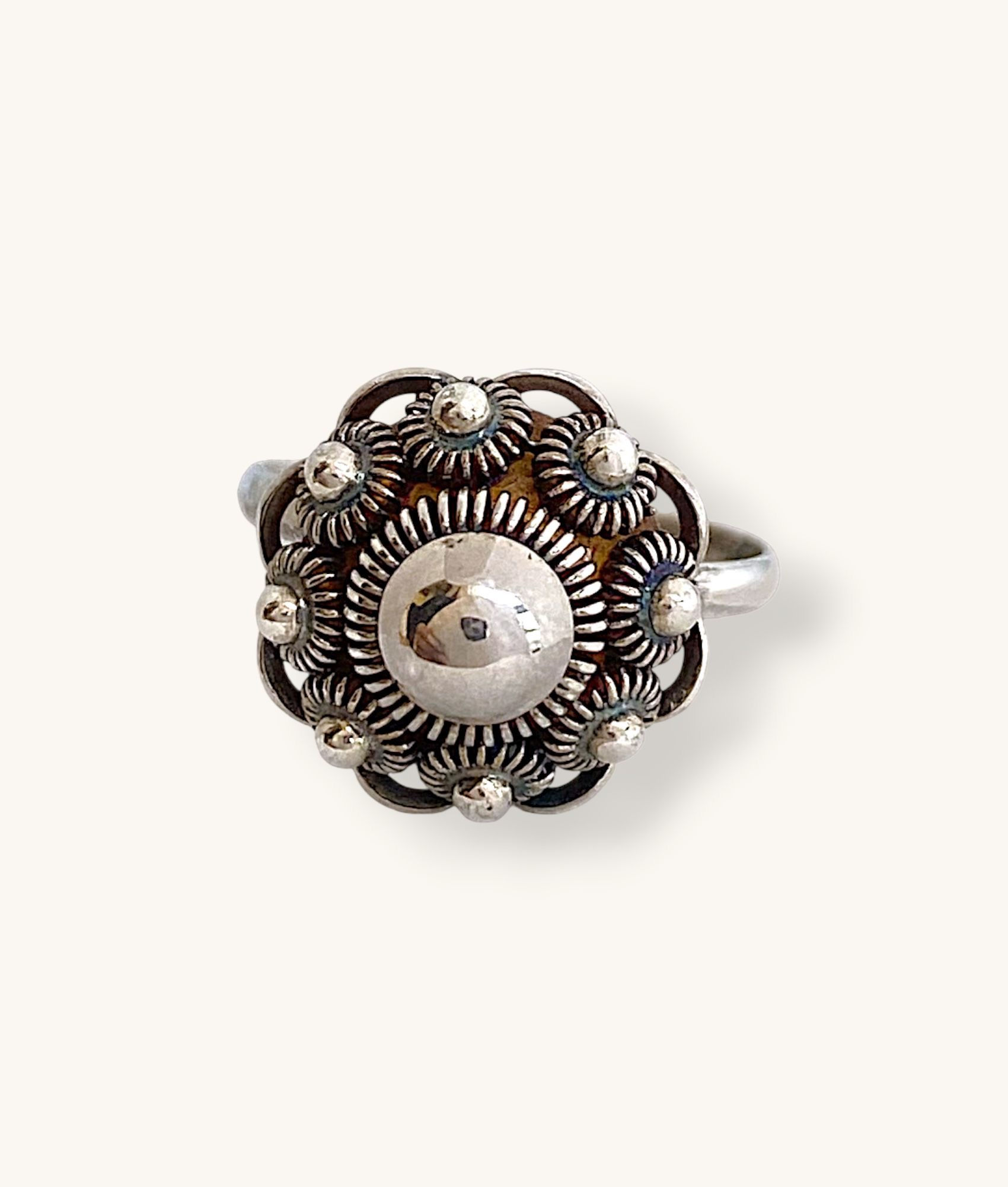 925 STERLING SILVER 1950s VINTAGE DUTCH BUTTON RING - SZ 5 - H