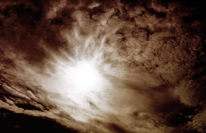 Tempête_solaire_-_série_LES_SIMULACRES.jpg