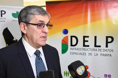 Presentan un programa para la gestión y carga de datos