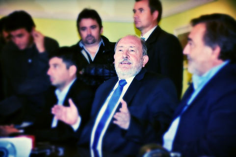 Verna y la ingeniería que unificó al peronismo pampeano