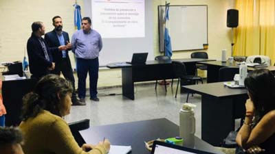 Realizan jornadas sobre prevención de adicciones