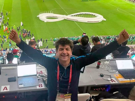 De Doblas a los Mundiales: Fabricio Coller fue reconocido por la escuela donde se formó como periodista