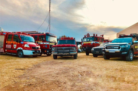 Winifreda se viste de rojo y amarillo: celebran el Día del Bombero con una emotiva invitación a toda la comunidad