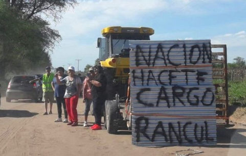 Protestaron en Rancul por el corte de la ruta: "Nación, hacete cargo"
