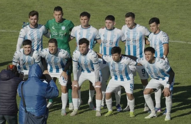 El Depo bajó a Riglos, mantuvo el invicto y ratificó que va por todo