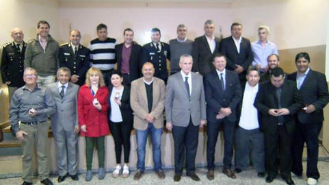 Entrega de anillos a oficiales y sub oficiales de la Policía de La Pampa