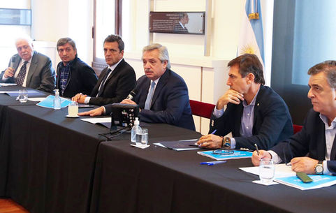 Cumbre del Presidente y gobernadores: Analizan una « Cuarentena Total »