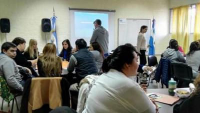 Educación: Nación desfinancia a partir de diciembre programas socioeducativos