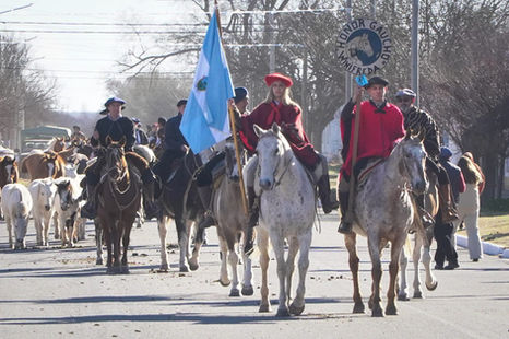 Luan Toro celebró con orgullo la primera Fiesta Provincial Criolla del Portón del Oeste