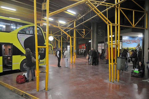 Quiso huir con una menor y lo detuvieron