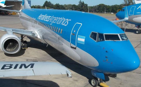 Desde mayo habrá seis vuelos semanales a Buenos Aires