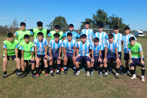 Gran debut de los pibes girasoleros: triunfo, empate e ilusión en el arranque de las inferiores del Depo