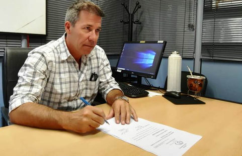 El diputado Martín Ardohain respaldó el lock out rural