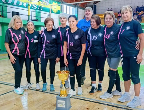 ¡Grito de Campeonas! La winifredense Matilde Viñas se coronó en el Nacional de Newcom en Zapala