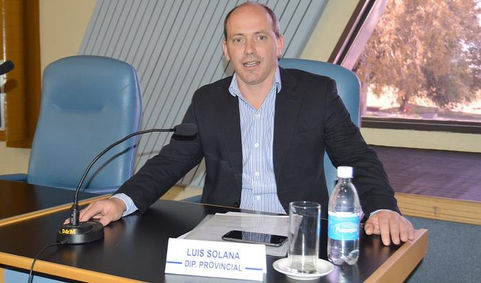 Solana: ''La gente le está dando la espalda a Cambiemos''