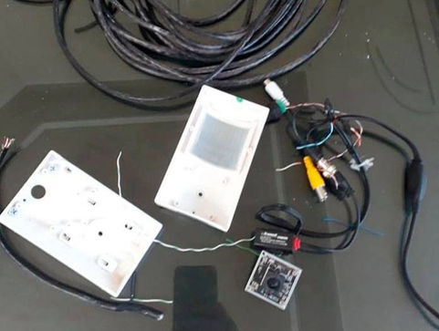 Intendente pampeano halló una cámara oculta en su despacho