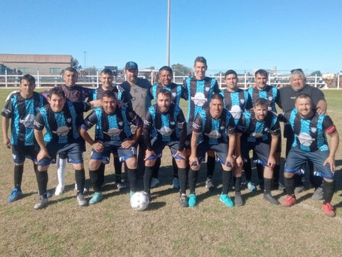 Gran triunfo de los Veteranos del Deportivo Winifreda en el “Baldovino”