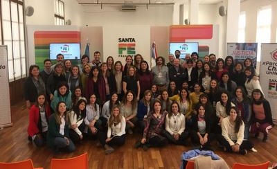 Delegación pampeana en Encuentro sobre Adopción