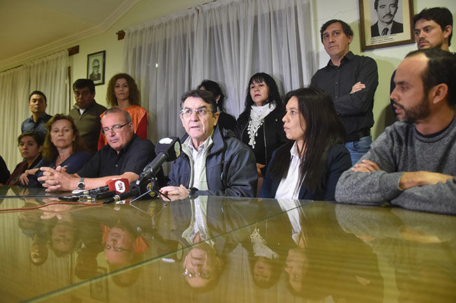 Los gremios paran y marchan contra las políticas de Macri