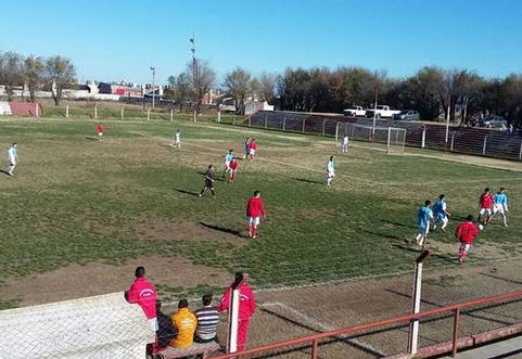 Empate en Macachín en un partido vibrante