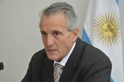 El ministro de seguridad realizó gestiones en Buenos Aires y solicitó el no traslado de Gendarmería