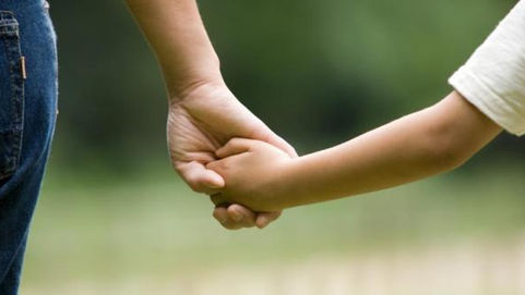 Buscan familias de contención para alojar y cuidar transitoriamente a niños, niñas y/o adolescentes