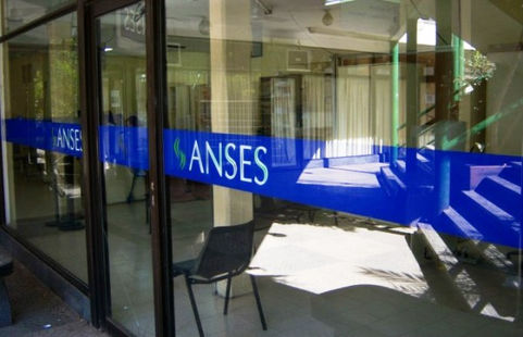 Alarmante: en Santa Rosa se tramitan tres fondos de desempleo por día