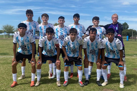 Los juveniles del Depo arrancaron con triunfo y protagonismo en el Oficial 2026