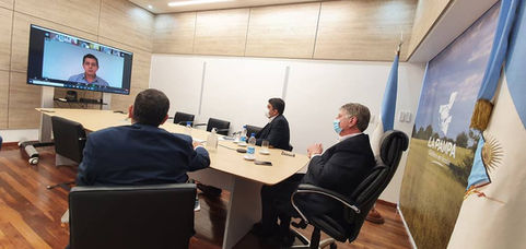Ziliotto y el ministro de Pedro en videoconferencia con intendentes pampeanos