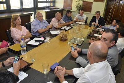 Verna ofertó el 10% para el primer semestre con cláusula gatillo