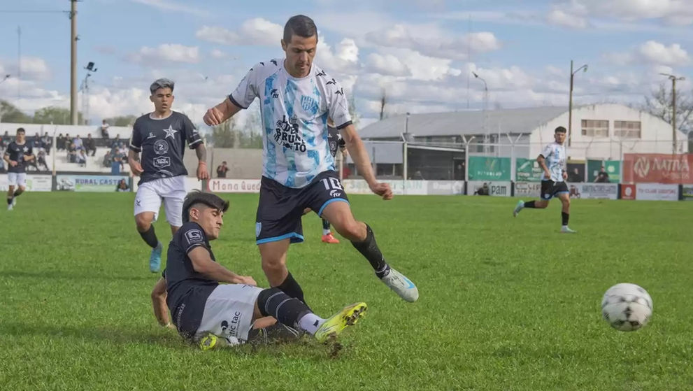Duro traspié de Deportivo Winifreda en su visita a Racing de Castex