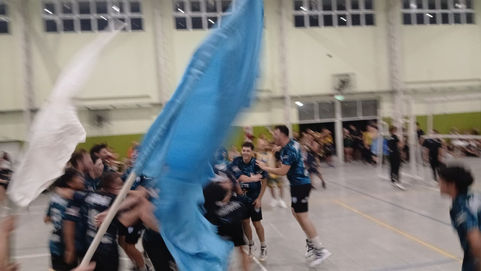 ¡CAMPEONES! El voley masculino del CSDW hizo historia y conquistó la Liga Universitaria