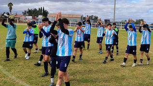 Los pibes girasoleros arrasan en casa: goleada histórica de la cuarta y gran triunfo de la quinta