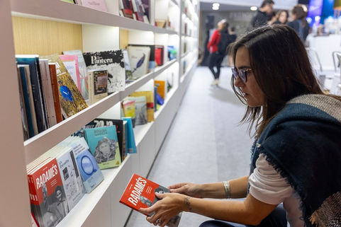 La Biblioteca Popular Manuel Lej se prepara para la Feria del Libro y convoca a los vecinos a elegir nuevas lecturas