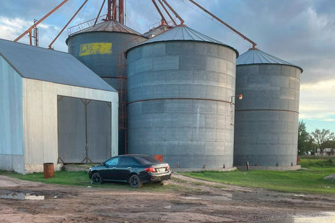 Tragedia en Quemú Quemú: un hombre murió aplastado por su propio vehículo mientras realizaba reparaciones