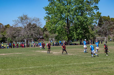 Once equipos pampeanos llevarán su pasión al Argentino de Fútbol para Veteranos en Cipolletti
