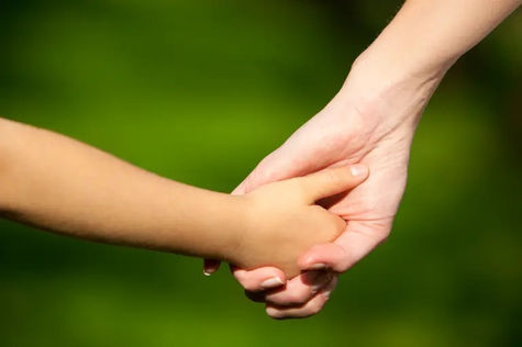 Buscan familias para adoptar a dos niños de 10 y 12 años en La Pampa