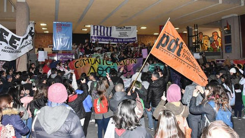 CONADU Histórica levantó el paro