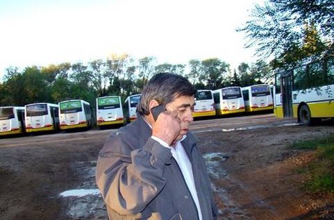 Dumas: UTA pide incluir a choferes en el pliego