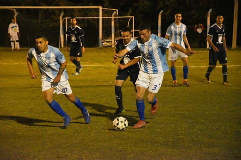 Con el gol de Enzo Furch, el Depo se quedó con los tres puntos ante Penales