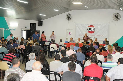 Arrese considero que es necesario un «debate ideologico» dentro de la UCR