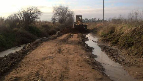 Villa Mirasol: Caminos complicados por el agua