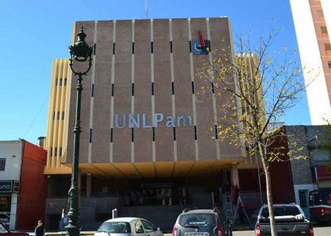 ADU rechaza la “discriminación xenofóba” en las universidades