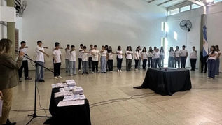 Estudiantes de Winifreda realizaron la promesa de Lealtad a la Constitución Nacional y Provincial