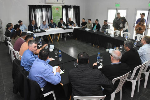 Gasoducto Néstor Kirchner: Acha prepara estrategias para recibir el obrador