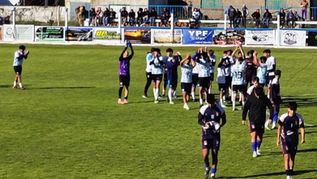 Inferiores: Guido Lucero desató el festejo y los pibes girasoleros siguen prendidos arriba